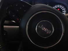 JEEP RENEGADE 1.8 16V FLEX SPORT 4P AUTOMÁTICO 2021/2021 BETIOLO NOVOS E SEMINOVOS LAJEADO / Carros no Vale