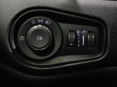 JEEP RENEGADE 1.8 16V FLEX SPORT 4P AUTOMÁTICO 2021/2021 BETIOLO NOVOS E SEMINOVOS LAJEADO / Carros no Vale