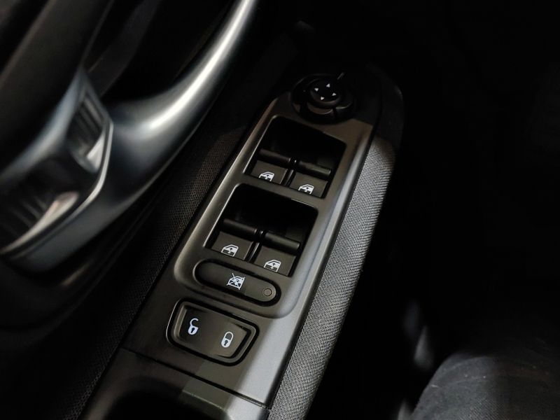 JEEP RENEGADE 1.8 16V FLEX SPORT 4P AUTOMÁTICO 2021/2021 BETIOLO NOVOS E SEMINOVOS LAJEADO / Carros no Vale JEEP RENEGADE 1.8 16V FLEX SPORT 4P AUTOMÁTICO 2021/2021 BETIOLO NOVOS E SEMINOVOS LAJEADO / Carros no Vale
