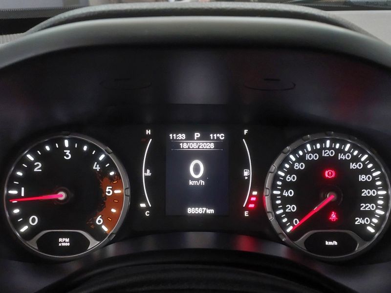 JEEP RENEGADE 2.0 16V TURBO DIESEL LONGITUDE 4P 4X4 AUTOMÁTICO 2016/2016 BETIOLO NOVOS E SEMINOVOS LAJEADO / Carros no Vale JEEP RENEGADE 2.0 16V TURBO DIESEL LONGITUDE 4P 4X4 AUTOMÁTICO 2016/2016 BETIOLO NOVOS E SEMINOVOS LAJEADO / Carros no Vale