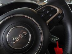 JEEP RENEGADE 2.0 16V TURBO DIESEL LONGITUDE 4P 4X4 AUTOMÁTICO 2016/2016 BETIOLO NOVOS E SEMINOVOS LAJEADO / Carros no Vale