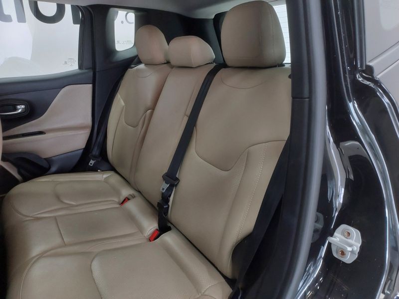 JEEP RENEGADE 2.0 16V TURBO DIESEL LONGITUDE 4P 4X4 AUTOMÁTICO 2016/2016 BETIOLO NOVOS E SEMINOVOS LAJEADO / Carros no Vale JEEP RENEGADE 2.0 16V TURBO DIESEL LONGITUDE 4P 4X4 AUTOMÁTICO 2016/2016 BETIOLO NOVOS E SEMINOVOS LAJEADO / Carros no Vale