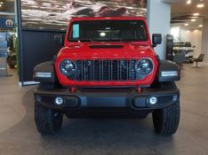 JEEP WRANGLER 2.0 TURBO GASOLINA RUBICON 4P 4X4 AT8 2026/2026 BETIOLO NOVOS E SEMINOVOS LAJEADO / Carros no Vale