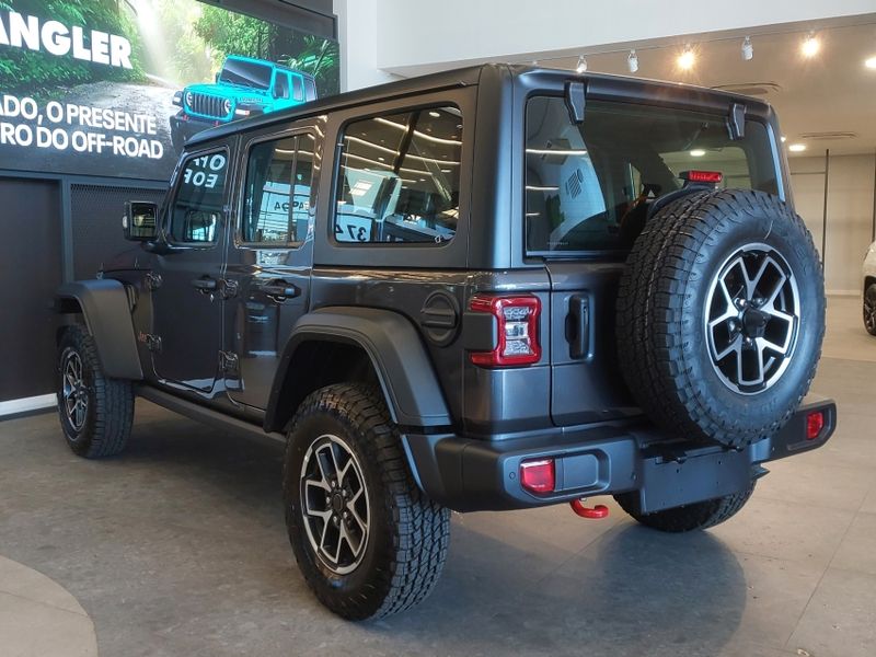 JEEP WRANGLER 2.0 TURBO GASOLINA RUBICON 4P 4X4 AT8 2026/2026 BETIOLO NOVOS E SEMINOVOS LAJEADO / Carros no Vale