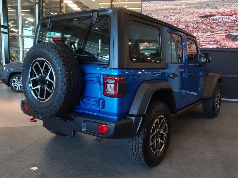 JEEP WRANGLER 2.0 TURBO GASOLINA RUBICON 4P 4X4 AT8 2026/2026 BETIOLO NOVOS E SEMINOVOS LAJEADO / Carros no Vale