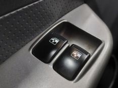 KIA BONGO 2.5 TD DIESEL STD CS MANUAL 2021/2022 BETIOLO NOVOS E SEMINOVOS LAJEADO / Carros no Vale