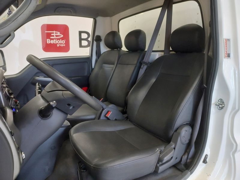 KIA BONGO 2.5 TD DIESEL STD CS MANUAL 2021/2022 BETIOLO NOVOS E SEMINOVOS LAJEADO / Carros no Vale KIA BONGO 2.5 TD DIESEL STD CS MANUAL 2021/2022 BETIOLO NOVOS E SEMINOVOS LAJEADO / Carros no Vale