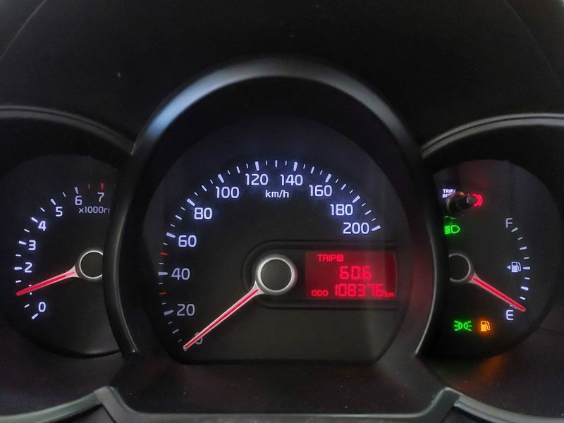 KIA PICANTO 1.0 EX 12V FLEX 4P MANUAL 2012/2013 BETIOLO NOVOS E SEMINOVOS LAJEADO / Carros no Vale KIA PICANTO 1.0 EX 12V FLEX 4P MANUAL 2012/2013 BETIOLO NOVOS E SEMINOVOS LAJEADO / Carros no Vale
