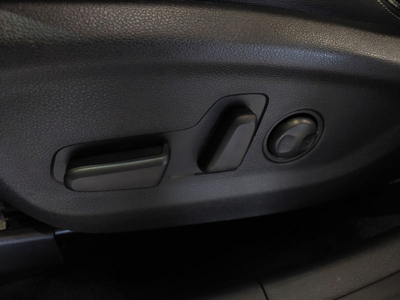 KIA SPORTAGE 2.0 LX 4X2 16V FLEX 4P AUTOMÁTICO 2016/2017 BETIOLO NOVOS E SEMINOVOS LAJEADO / Carros no Vale KIA SPORTAGE 2.0 LX 4X2 16V FLEX 4P AUTOMÁTICO 2016/2017 BETIOLO NOVOS E SEMINOVOS LAJEADO / Carros no Vale