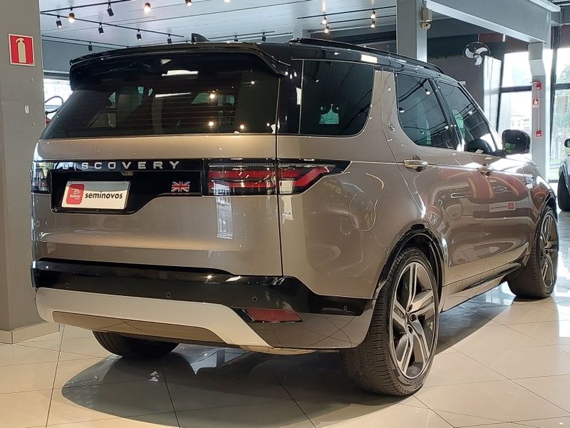 Land Rover DISCOVERY 3.0 D300 TURBO DIESEL MHEV METROPOLITAN EDITION AUTOMÁTICO 2023/2024 BETIOLO NOVOS E SEMINOVOS LAJEADO / Carros no Vale Land Rover DISCOVERY 3.0 D300 TURBO DIESEL MHEV METROPOLITAN EDITION AUTOMÁTICO 2023/2024 BETIOLO NOVOS E SEMINOVOS LAJEADO / Carros no Vale