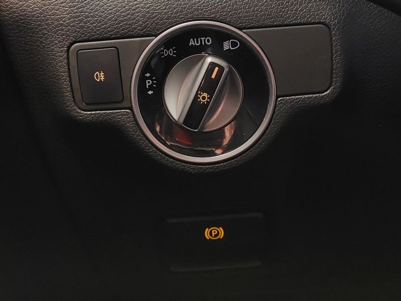 Mercedes-Benz A 200 1.6 CGI FLEX 7G-DCT 2018/2018 BETIOLO NOVOS E SEMINOVOS LAJEADO / Carros no Vale Mercedes-Benz A 200 1.6 CGI FLEX 7G-DCT 2018/2018 BETIOLO NOVOS E SEMINOVOS LAJEADO / Carros no Vale