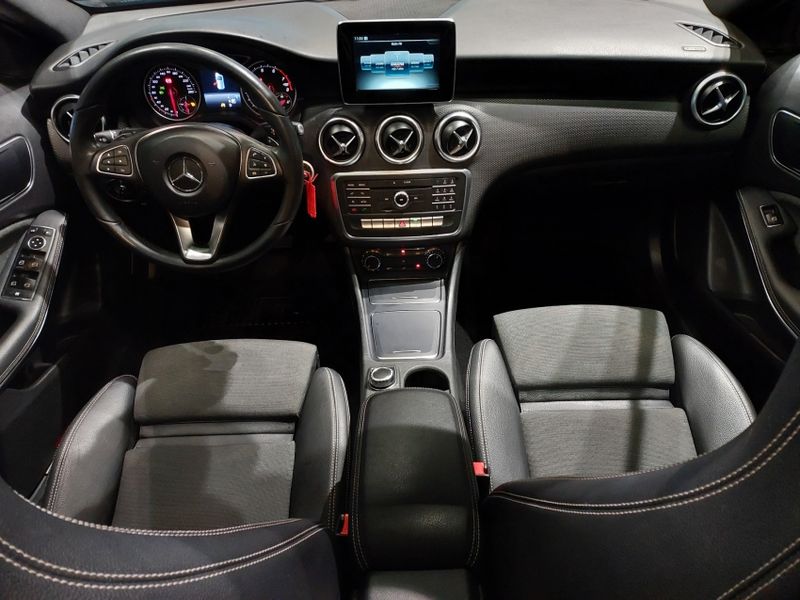 Mercedes-Benz A 200 1.6 CGI FLEX 7G-DCT 2018/2018 BETIOLO NOVOS E SEMINOVOS LAJEADO / Carros no Vale Mercedes-Benz A 200 1.6 CGI FLEX 7G-DCT 2018/2018 BETIOLO NOVOS E SEMINOVOS LAJEADO / Carros no Vale