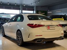 Mercedes-Benz C 300 2.0 EQ BOOST HÍBRIDO AMG LINE 9G-TRONIC 2024/2025 BETIOLO NOVOS E SEMINOVOS LAJEADO / Carros no Vale