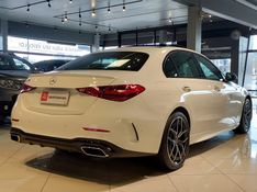 Mercedes-Benz C 300 2.0 EQ BOOST HÍBRIDO AMG LINE 9G-TRONIC 2024/2025 BETIOLO NOVOS E SEMINOVOS LAJEADO / Carros no Vale