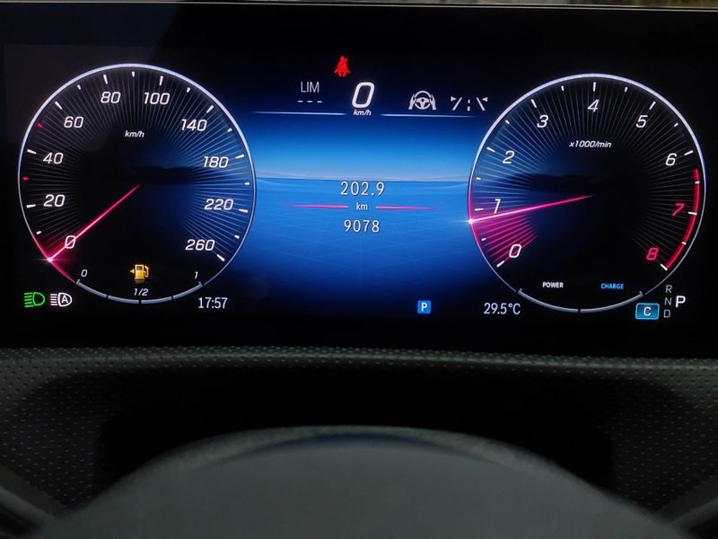 Mercedes-Benz CLA 200 1.3 MHEV AMG LINE 7G-DCT 2024/2025 BETIOLO NOVOS E SEMINOVOS LAJEADO / Carros no Vale Mercedes-Benz CLA 200 1.3 MHEV AMG LINE 7G-DCT 2024/2025 BETIOLO NOVOS E SEMINOVOS LAJEADO / Carros no Vale