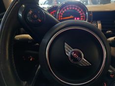Mini COOPER 2.0 S TURBO GASOLINA 5P AUT 2016/2017 BETIOLO NOVOS E SEMINOVOS LAJEADO / Carros no Vale