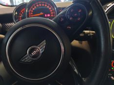 Mini COOPER 2.0 S TURBO GASOLINA 5P AUT 2016/2017 BETIOLO NOVOS E SEMINOVOS LAJEADO / Carros no Vale