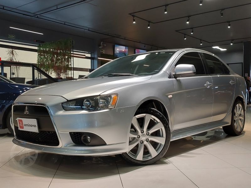 Mitsubishi LANCER 2.0 GT 16V GASOLINA 4P AUTOMÁTICO 2012/2013 BETIOLO NOVOS E SEMINOVOS LAJEADO / Carros no Vale Mitsubishi LANCER 2.0 GT 16V GASOLINA 4P AUTOMÁTICO 2012/2013 BETIOLO NOVOS E SEMINOVOS LAJEADO / Carros no Vale