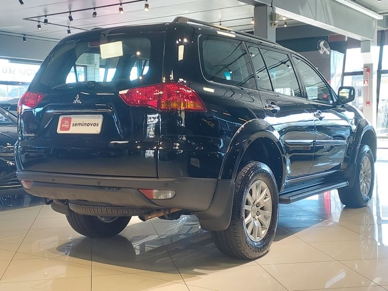 Mitsubishi PAJERO DAKAR 3.2 4X4 16V TURBO INTERCOOLER DIESEL 4P AUTOMÁTICO 2009/2010 BETIOLO NOVOS E SEMINOVOS LAJEADO / Carros no Vale