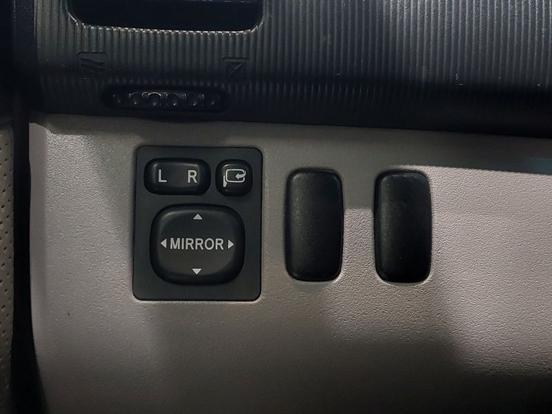 Mitsubishi PAJERO DAKAR 3.2 HPE 4X4 7 LUGARES 16V TURBO INTERCOOLER DIESEL 4P AUTOMÁTICO 2009/2010 BETIOLO NOVOS E SEMINOVOS LAJEADO / Carros no Vale