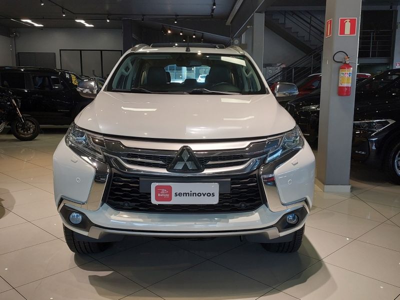 Mitsubishi PAJERO SPORT 2.4 16V MIVEC TURBO DIESEL HPE AWD AUTOMÁTICO 2019/2020 BETIOLO NOVOS E SEMINOVOS LAJEADO / Carros no Vale Mitsubishi PAJERO SPORT 2.4 16V MIVEC TURBO DIESEL HPE AWD AUTOMÁTICO 2019/2020 BETIOLO NOVOS E SEMINOVOS LAJEADO / Carros no Vale