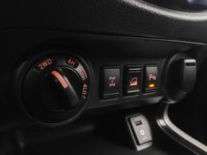 Nissan FRONTIER 2.3 16V TURBO DIESEL LE CD 4X4 AUTOMÁTICO 2017/2018 BETIOLO NOVOS E SEMINOVOS LAJEADO / Carros no Vale