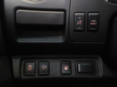 Nissan FRONTIER 2.3 16V TURBO DIESEL LE CD 4X4 AUTOMÁTICO 2018/2018 BETIOLO NOVOS E SEMINOVOS LAJEADO / Carros no Vale