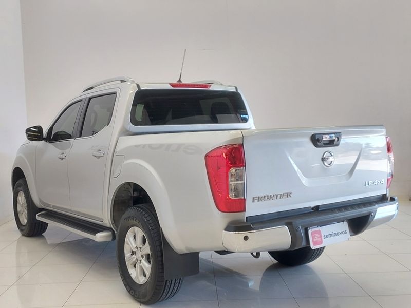 Nissan FRONTIER 2.3 16V TURBO DIESEL LE CD 4X4 AUTOMÁTICO 2018/2018 BETIOLO NOVOS E SEMINOVOS LAJEADO / Carros no Vale Nissan FRONTIER 2.3 16V TURBO DIESEL LE CD 4X4 AUTOMÁTICO 2018/2018 BETIOLO NOVOS E SEMINOVOS LAJEADO / Carros no Vale