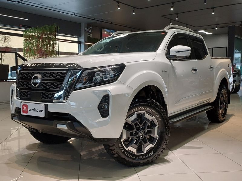 Nissan FRONTIER 2.3 16V TURBO DIESEL PLATINUM CD 4X4 AUTOMÁTICO 2025/2025 BETIOLO NOVOS E SEMINOVOS LAJEADO / Carros no Vale Nissan FRONTIER 2.3 16V TURBO DIESEL PLATINUM CD 4X4 AUTOMÁTICO 2025/2025 BETIOLO NOVOS E SEMINOVOS LAJEADO / Carros no Vale