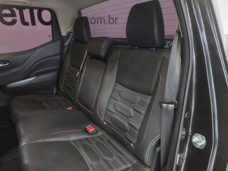 Nissan FRONTIER 2.3 16V TURBO DIESEL PRO4X CD 4X4 AUTOMÁTICO 2022/2023 BETIOLO NOVOS E SEMINOVOS LAJEADO / Carros no Vale