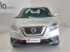 Nissan KICKS 1.6 16V FLEXSTART S 4P MANUAL 2020/2020 BETIOLO NOVOS E SEMINOVOS LAJEADO / Carros no Vale
