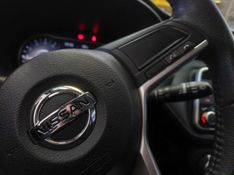 Nissan KICKS 1.6 16V FLEXSTART SL 4P XTRONIC 2017/2018 BETIOLO NOVOS E SEMINOVOS LAJEADO / Carros no Vale