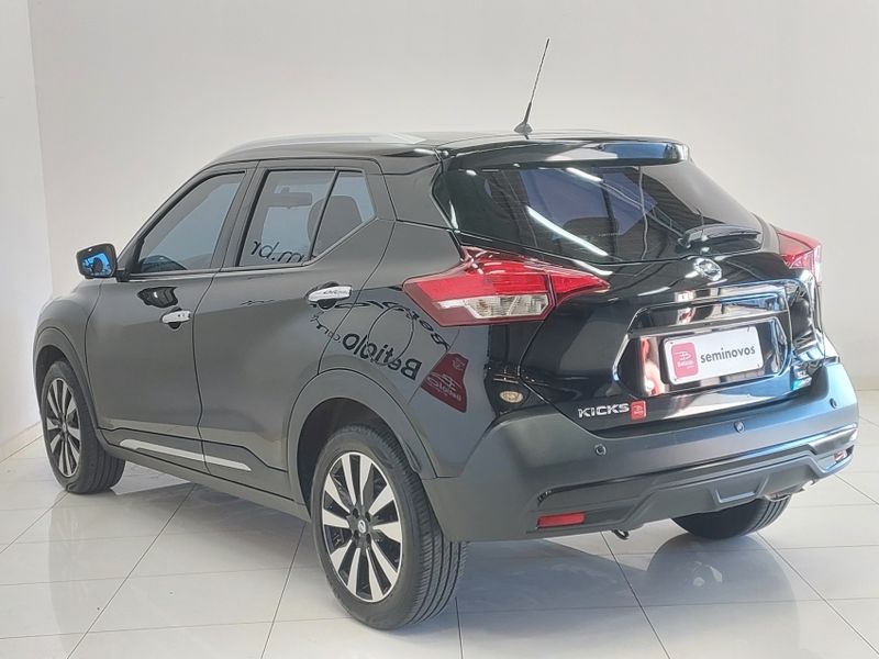 Nissan KICKS 1.6 16V FLEXSTART SL 4P XTRONIC 2017/2018 BETIOLO NOVOS E SEMINOVOS LAJEADO / Carros no Vale Nissan KICKS 1.6 16V FLEXSTART SL 4P XTRONIC 2017/2018 BETIOLO NOVOS E SEMINOVOS LAJEADO / Carros no Vale