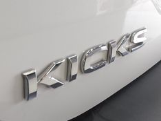 Nissan KICKS 1.6 16V FLEXSTART SV 4P XTRONIC 2017/2018 BETIOLO NOVOS E SEMINOVOS LAJEADO / Carros no Vale