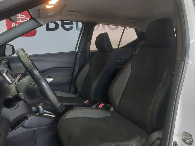 Nissan KICKS 1.6 16V FLEXSTART SV 4P XTRONIC 2017/2018 BETIOLO NOVOS E SEMINOVOS LAJEADO / Carros no Vale Nissan KICKS 1.6 16V FLEXSTART SV 4P XTRONIC 2017/2018 BETIOLO NOVOS E SEMINOVOS LAJEADO / Carros no Vale