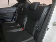 Nissan KICKS 1.6 16V FLEXSTART SV 4P XTRONIC 2017/2018 BETIOLO NOVOS E SEMINOVOS LAJEADO / Carros no Vale