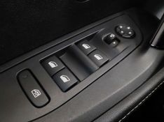 Peugeot 2008 1.0 TURBO 200 FLEX ALLURE CVT 2024/2025 BETIOLO NOVOS E SEMINOVOS LAJEADO / Carros no Vale