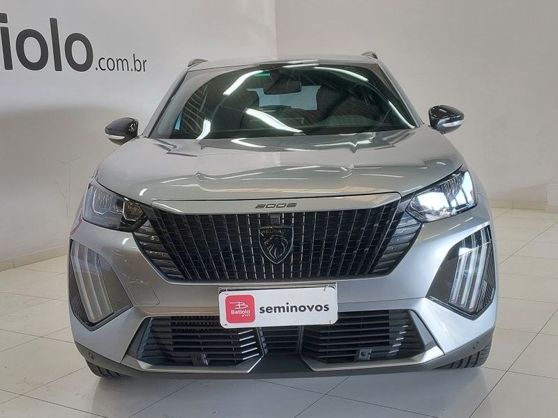 Peugeot 2008 1.0 TURBO 200 FLEX ALLURE CVT 2024/2025 BETIOLO NOVOS E SEMINOVOS LAJEADO / Carros no Vale Peugeot 2008 1.0 TURBO 200 FLEX ALLURE CVT 2024/2025 BETIOLO NOVOS E SEMINOVOS LAJEADO / Carros no Vale