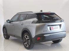 Peugeot 2008 1.0 TURBO 200 FLEX ALLURE CVT 2024/2025 BETIOLO NOVOS E SEMINOVOS LAJEADO / Carros no Vale