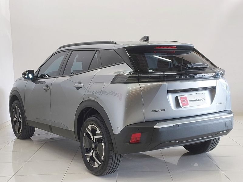 Peugeot 2008 1.0 TURBO 200 FLEX ALLURE CVT 2024/2025 BETIOLO NOVOS E SEMINOVOS LAJEADO / Carros no Vale Peugeot 2008 1.0 TURBO 200 FLEX ALLURE CVT 2024/2025 BETIOLO NOVOS E SEMINOVOS LAJEADO / Carros no Vale