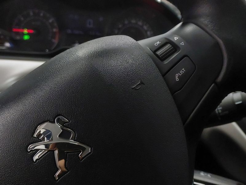 Peugeot 2008 1.6 16V THP FLEX SKYWALKER 4P AUTOMÁTICO 2021/2022 BETIOLO NOVOS E SEMINOVOS LAJEADO / Carros no Vale Peugeot 2008 1.6 16V THP FLEX SKYWALKER 4P AUTOMÁTICO 2021/2022 BETIOLO NOVOS E SEMINOVOS LAJEADO / Carros no Vale