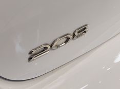 Peugeot 208 1.0 FIREFLY FLEX LIKE MANUAL 2023/2024 BETIOLO NOVOS E SEMINOVOS LAJEADO / Carros no Vale