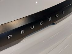 Peugeot 208 1.0 FIREFLY FLEX LIKE MANUAL 2023/2024 BETIOLO NOVOS E SEMINOVOS LAJEADO / Carros no Vale