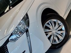 Peugeot 208 1.0 FIREFLY FLEX LIKE MANUAL 2023/2024 BETIOLO NOVOS E SEMINOVOS LAJEADO / Carros no Vale