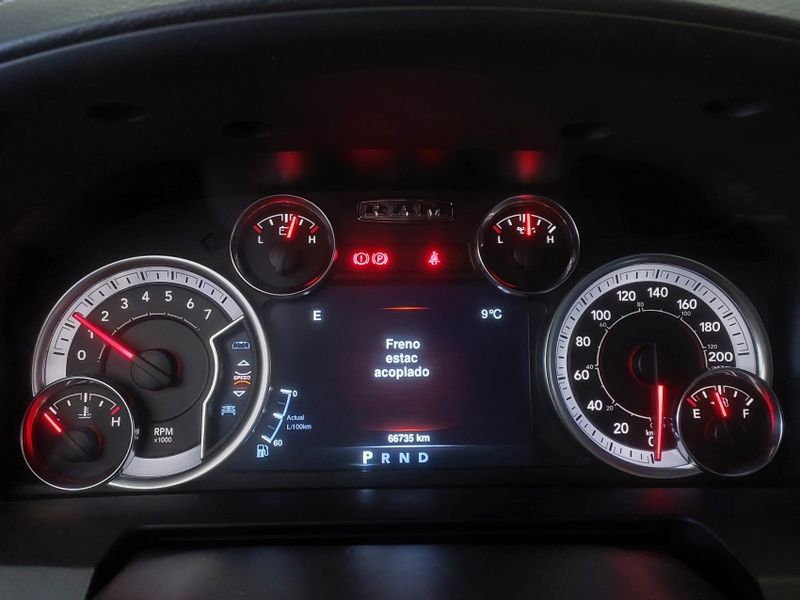Ram CLASSIC 5.7 V8 GASOLINA LARAMIE CD 4X4 AUTOMÁTICO 2023/2023 BETIOLO NOVOS E SEMINOVOS LAJEADO / Carros no Vale Ram CLASSIC 5.7 V8 GASOLINA LARAMIE CD 4X4 AUTOMÁTICO 2023/2023 BETIOLO NOVOS E SEMINOVOS LAJEADO / Carros no Vale
