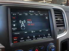 Ram CLASSIC 5.7 V8 GASOLINA LARAMIE CD 4X4 AUTOMÁTICO 2023/2023 BETIOLO NOVOS E SEMINOVOS LAJEADO / Carros no Vale