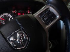 Ram CLASSIC 5.7 V8 GASOLINA LARAMIE CD 4X4 AUTOMÁTICO 2023/2023 BETIOLO NOVOS E SEMINOVOS LAJEADO / Carros no Vale