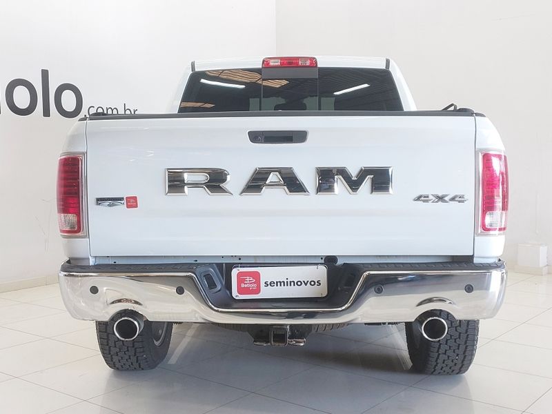Ram CLASSIC 5.7 V8 GASOLINA LARAMIE CD 4X4 AUTOMÁTICO 2023/2023 BETIOLO NOVOS E SEMINOVOS LAJEADO / Carros no Vale Ram CLASSIC 5.7 V8 GASOLINA LARAMIE CD 4X4 AUTOMÁTICO 2023/2023 BETIOLO NOVOS E SEMINOVOS LAJEADO / Carros no Vale