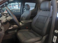 Ram DAKOTA 2.2 TURBO DIESEL LARAMIE NIGHT EDITION 4X4 AUTOMÁTICO 2026/2026 BETIOLO NOVOS E SEMINOVOS LAJEADO / Carros no Vale