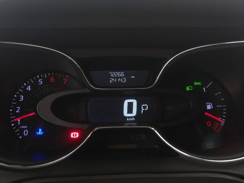 Renault CAPTUR 1.3 TCE FLEX INTENSE X-TRONIC 2022/2023 BETIOLO NOVOS E SEMINOVOS LAJEADO / Carros no Vale